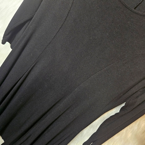 Forever 21 Jersey Knit Long Sleeve Fit and Flare Dress - Picture 4 of 5